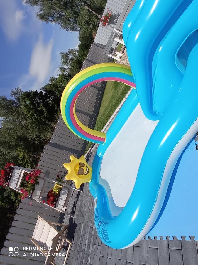 Caloroczny Osrodek Wypoczynkowy Comfort House ドゥシュニキ・ズドルイ エクステリア 写真