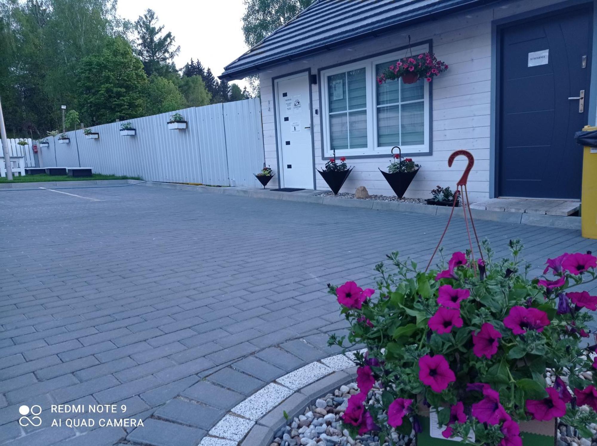 Caloroczny Osrodek Wypoczynkowy Comfort House ドゥシュニキ・ズドルイ エクステリア 写真